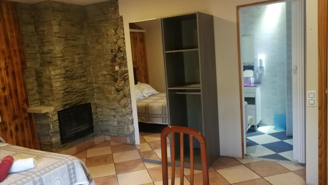Hostal Escarla Aren 외부 사진